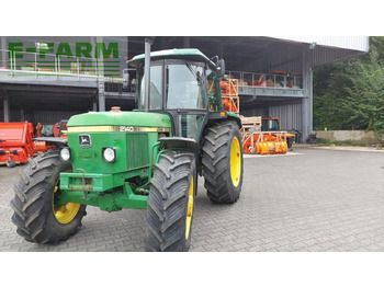 Farm tractor JOHN DEERE 2140