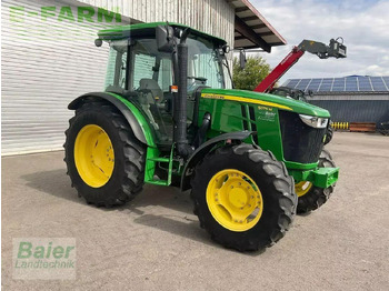 Farm tractor JOHN DEERE 5075M
