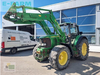 Farm tractor JOHN DEERE 6820