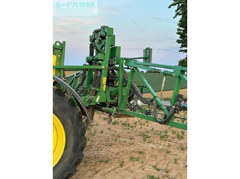 Trailed sprayer John Deere 740i: picture 3
