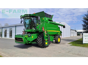 Combine harvester JOHN DEERE T660