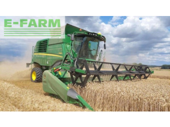 Combine harvester JOHN DEERE T560
