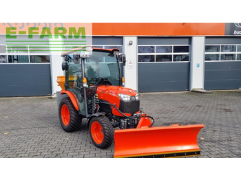 Farm tractor KUBOTA