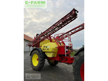 Trailed sprayer KVERNELAND