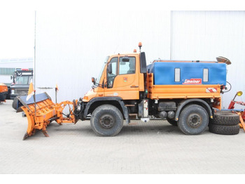 Snow removal vehicle Mercedes-Benz unimog u 400: picture 3