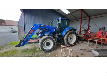 Farm tractor NEW HOLLAND T5