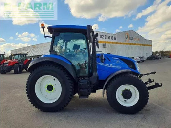 Farm tractor NEW HOLLAND T5
