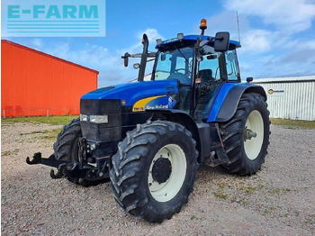 Farm tractor NEW HOLLAND TM