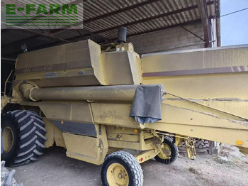 Combine harvester NEW HOLLAND TX series