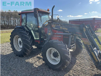 Farm tractor Valmet 900: picture 4