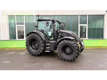 Farm tractor VALTRA N-series