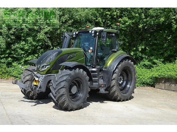 Farm tractor VALTRA T-series