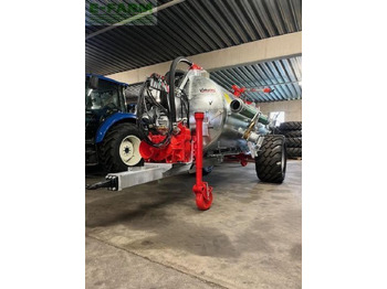 Slurry tanker