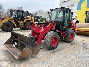 Wheel loader CATERPILLAR 908M