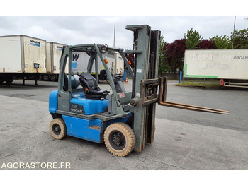 LPG forklift Chariot élévateur frontal GAZ Nissan 2827 heures Triplex UD02A25PQ - 3F550: picture 4