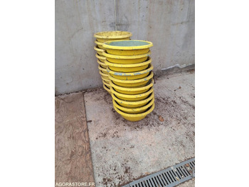 Garden equipment