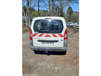 Small van PEUGEOT Partner 3pl - 259140km - 2010: picture 3