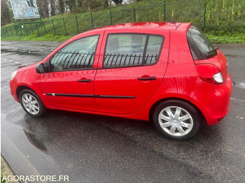 Car RENAULT - CLIO III (1.5 DCI) - DIESEL - 212000 kms - année 2013: picture 2 Car RENAULT - CLIO III (1.5 DCI) - DIESEL - 212000 kms - année 2013: picture 2