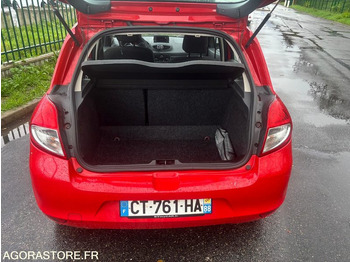 Car RENAULT - CLIO III (1.5 DCI) - DIESEL - 212000 kms - année 2013: picture 5 Car RENAULT - CLIO III (1.5 DCI) - DIESEL - 212000 kms - année 2013: picture 5