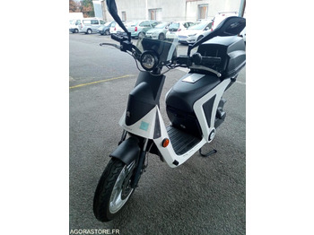Motorcycle PEUGEOT