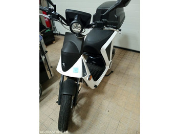 Motorcycle PEUGEOT