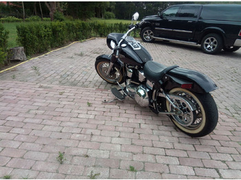 Motorcycle HARLEY-DAVIDSON