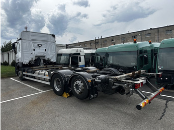 Container transporter/ Swap body truck Mercedes-Benz Actros F MP5: picture 4 Container transporter/ Swap body truck Mercedes-Benz Actros F MP5: picture 4