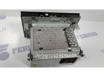 Dashboard for Truck Mercedes-Benz Radio Navigation system: picture 3