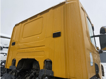 Cab and interior for Truck Scania P340: picture 5