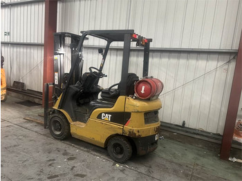 LPG forklift CAT GP18NT: picture 3 LPG forklift CAT GP18NT: picture 3