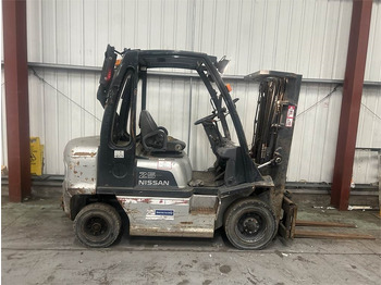 Diesel forklift Nissan FD02A25Q: picture 5