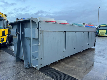 Shipping container