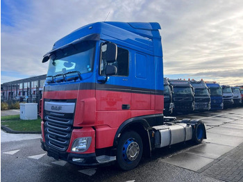 Tractor unit DAF XF 440