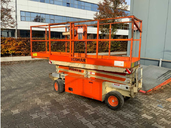 Aerial platform JLG