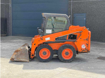 Skid steer loader BOBCAT S450