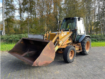 Backhoe loader CASE 580