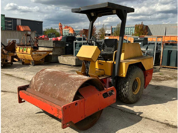 Pneumatic roller DYNAPAC