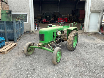 Farm tractor FENDT