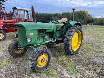 Farm tractor JOHN DEERE