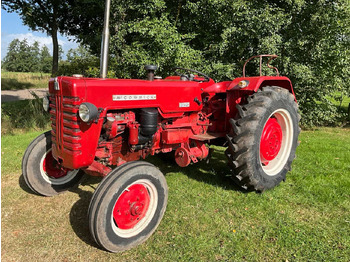 Farm tractor McCORMICK