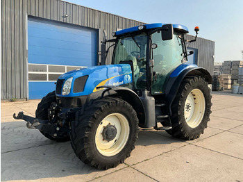 Farm tractor NEW HOLLAND T6070
