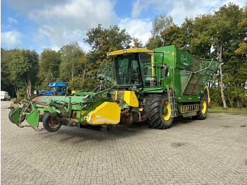 Beet harvester