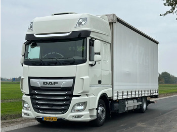 Curtainsider truck DAF XF 430