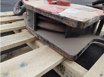 Crane Crane parts and equipment 22100N31-1: picture 3