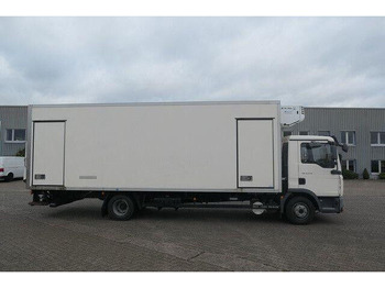 Refrigerator truck MAN 12.210 TGL, Thermo King, Trennwand, LBW, Klima: picture 3