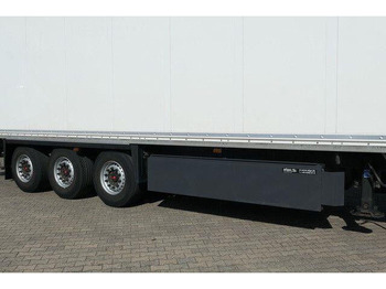 Closed box semi-trailer Schmitz Cargobull SKO 24, Isoliert, Verzinkt, Rolltor,Luftfederung: picture 2