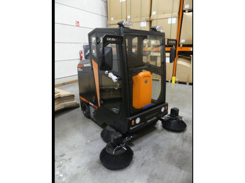 Industrial sweeper