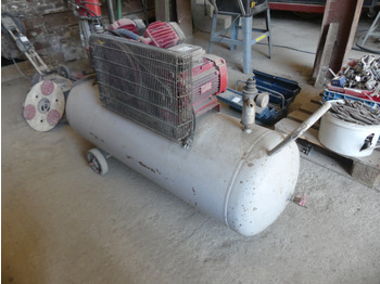 Air compressor