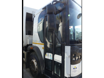 Garbage truck REF:8443 - Camion poubelle Renault Access (2013-128.985 km): picture 4