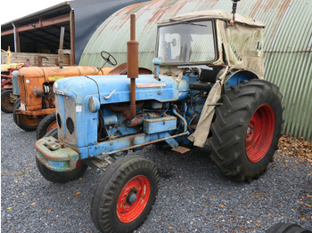 Farm tractor FORD